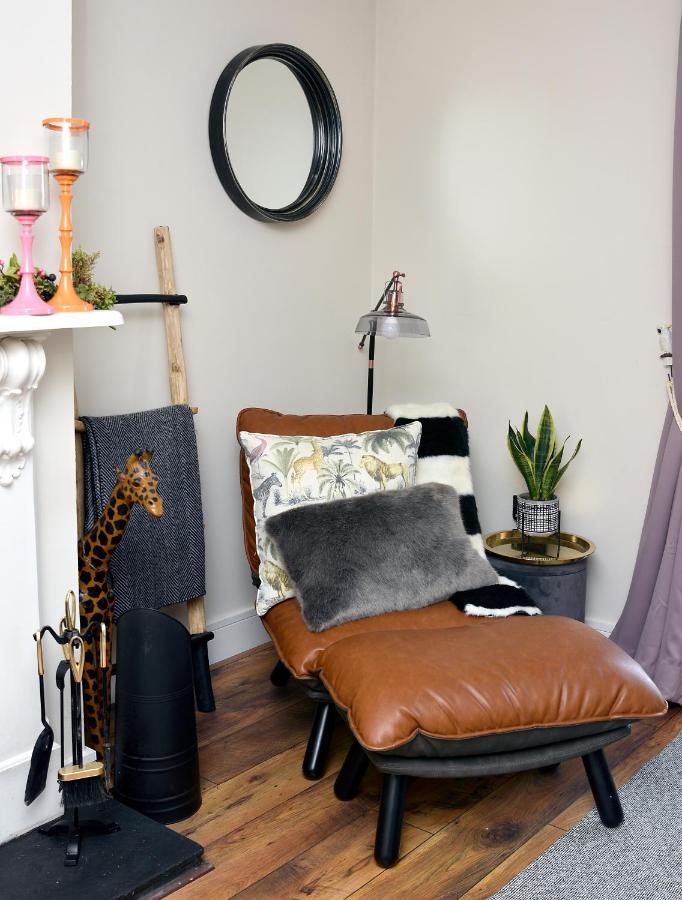 The Pink Door Westport Bed & Breakfast Екстериор снимка