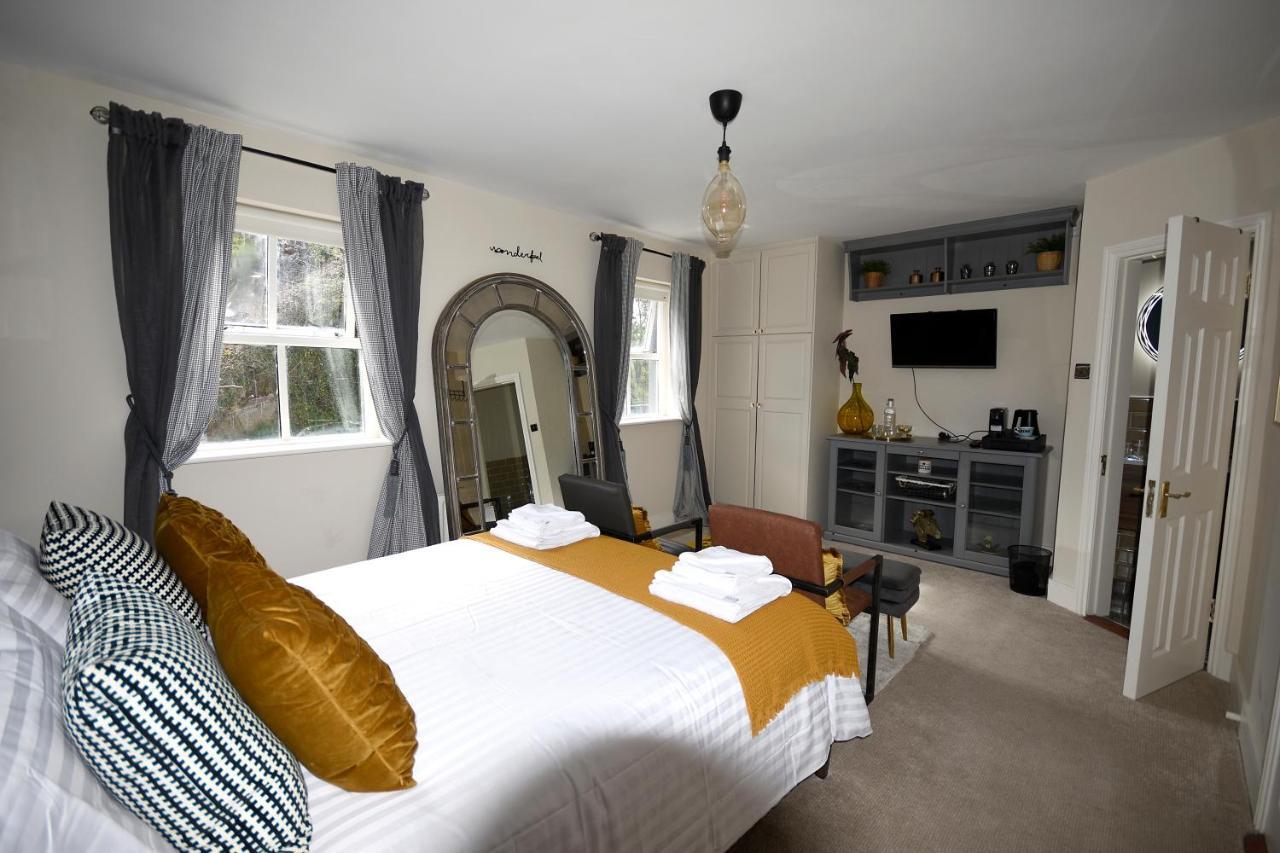 The Pink Door Westport Bed & Breakfast Екстериор снимка