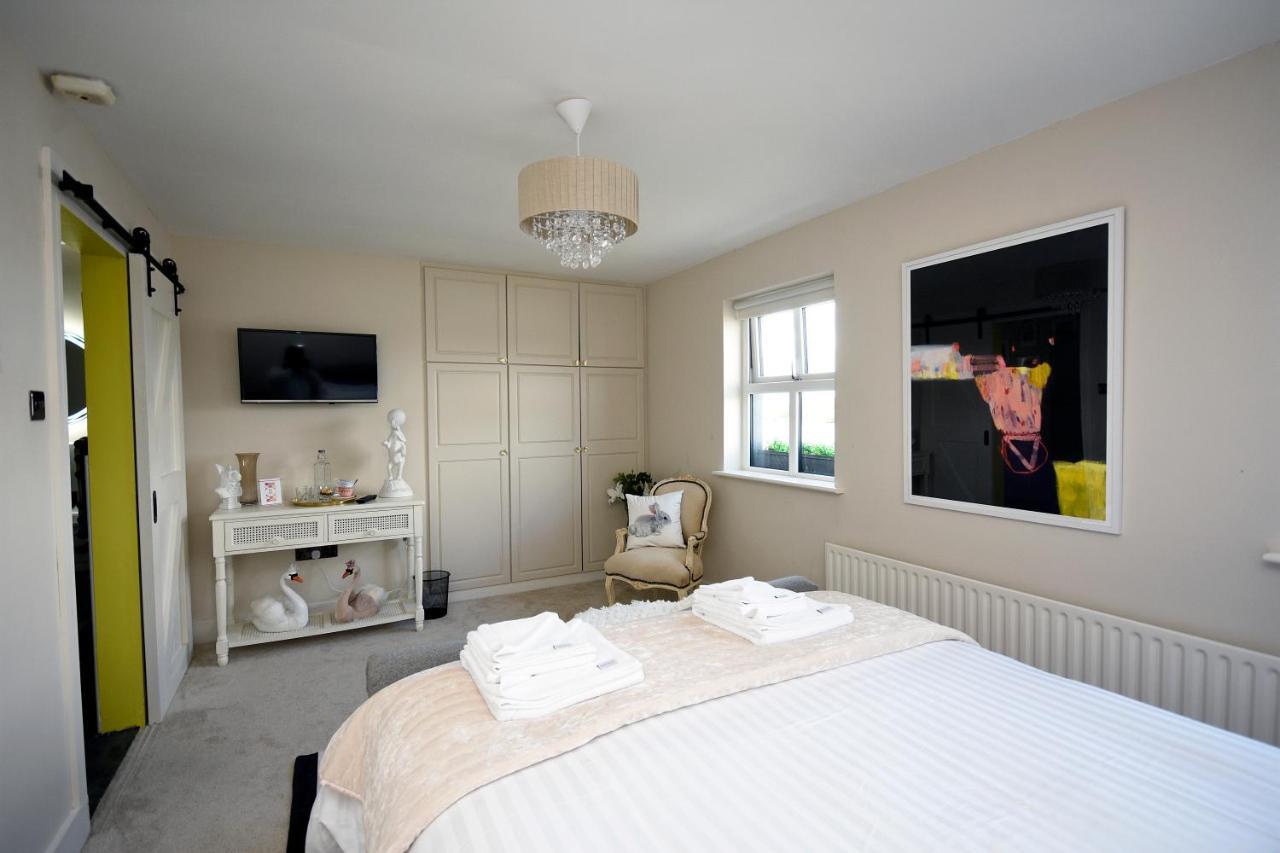 The Pink Door Westport Bed & Breakfast Екстериор снимка
