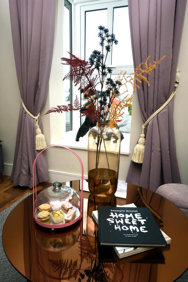 The Pink Door Westport Bed & Breakfast Екстериор снимка