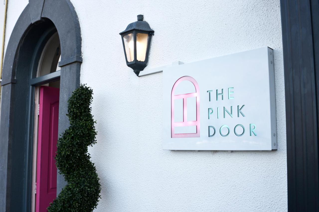 The Pink Door Westport Bed & Breakfast Екстериор снимка